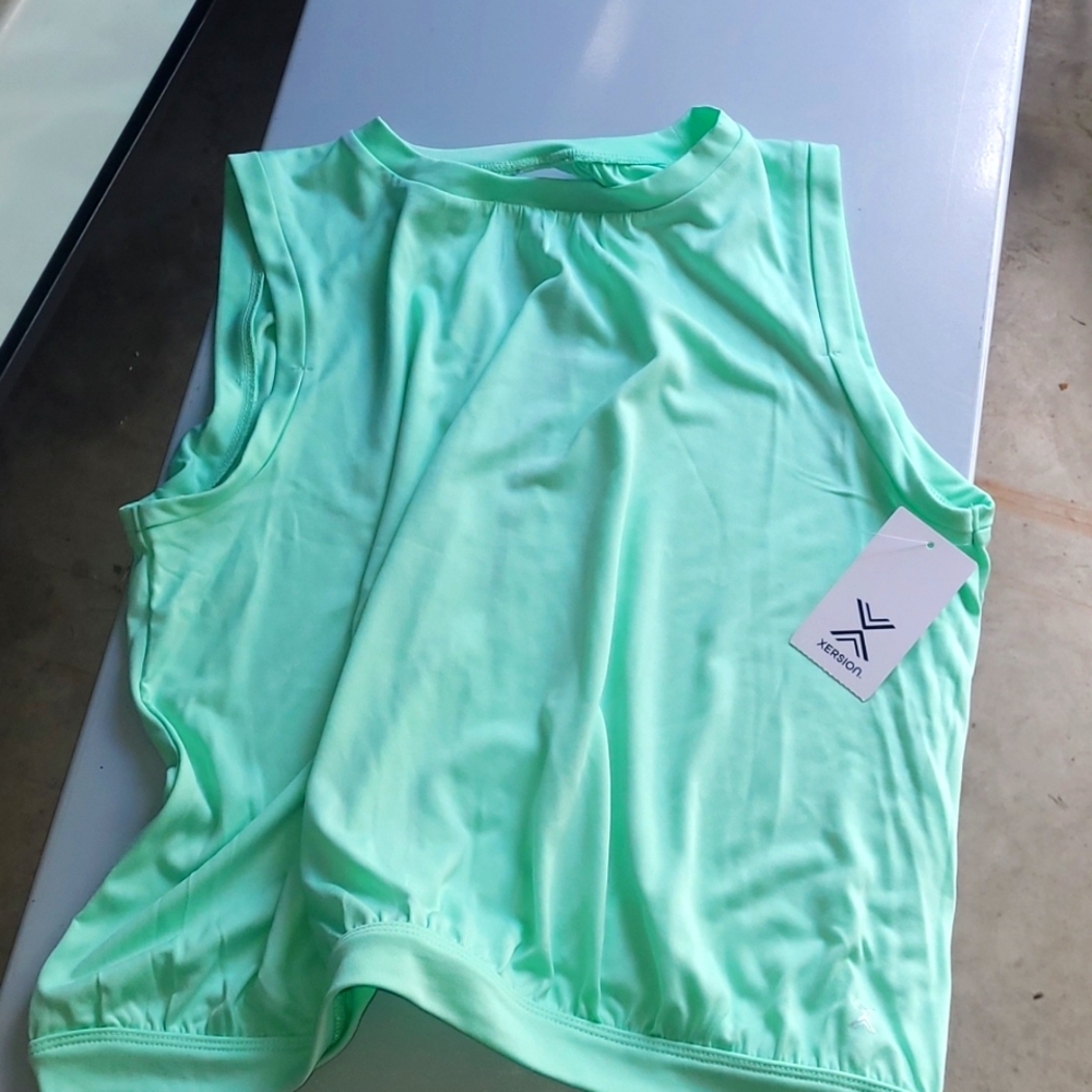 Girls open back tank top